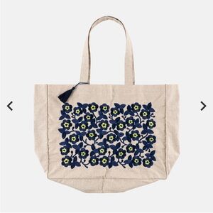 Hobonichi Anytime Tote (Ukrainian Flowers)